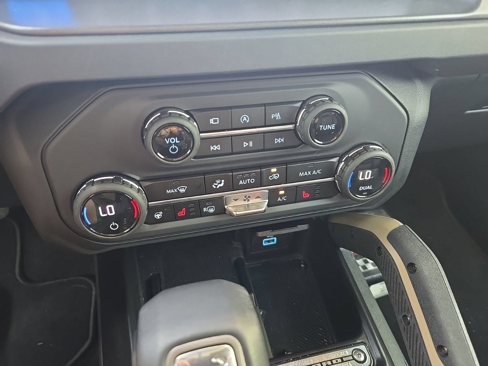 Used 2025 Ford Bronco Badlands AWD/4WD image 33