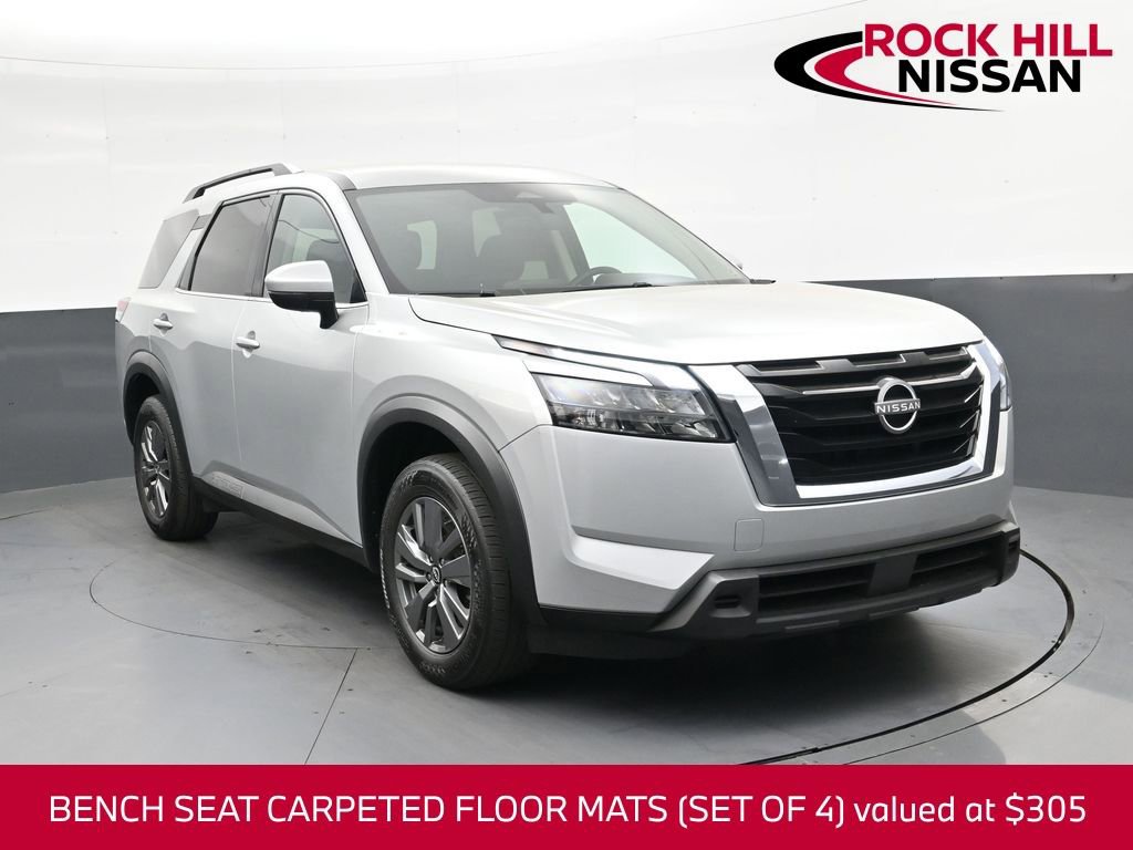Used 2025 Nissan Pathfinder SV