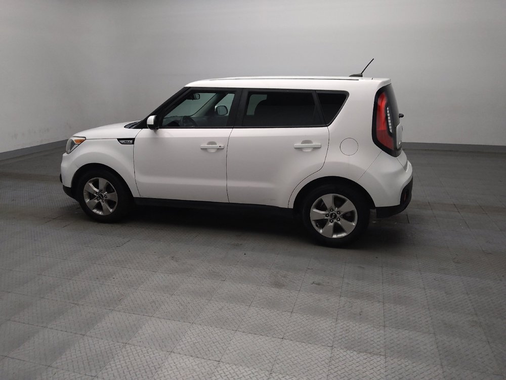 Used 2017 Kia Soul FWD image 3