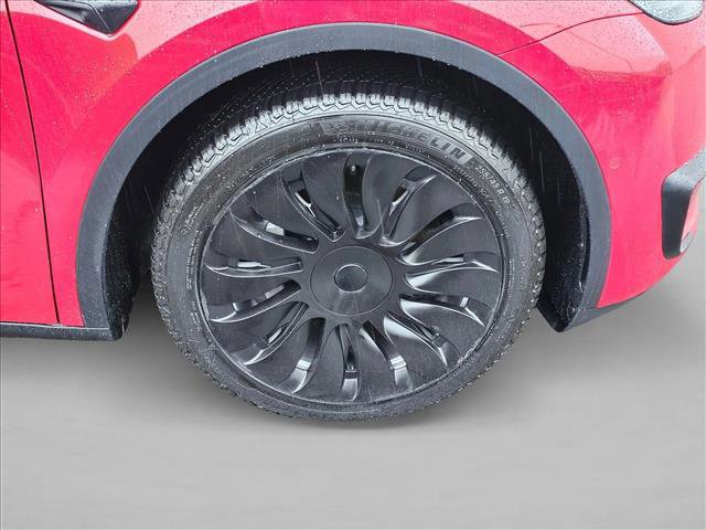 Used 2021 Tesla Model Y Long Range image 9