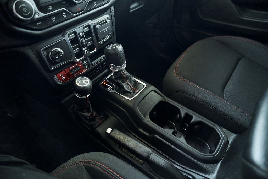 Used 2021 Jeep Wrangler Unlimited Rubicon image 41