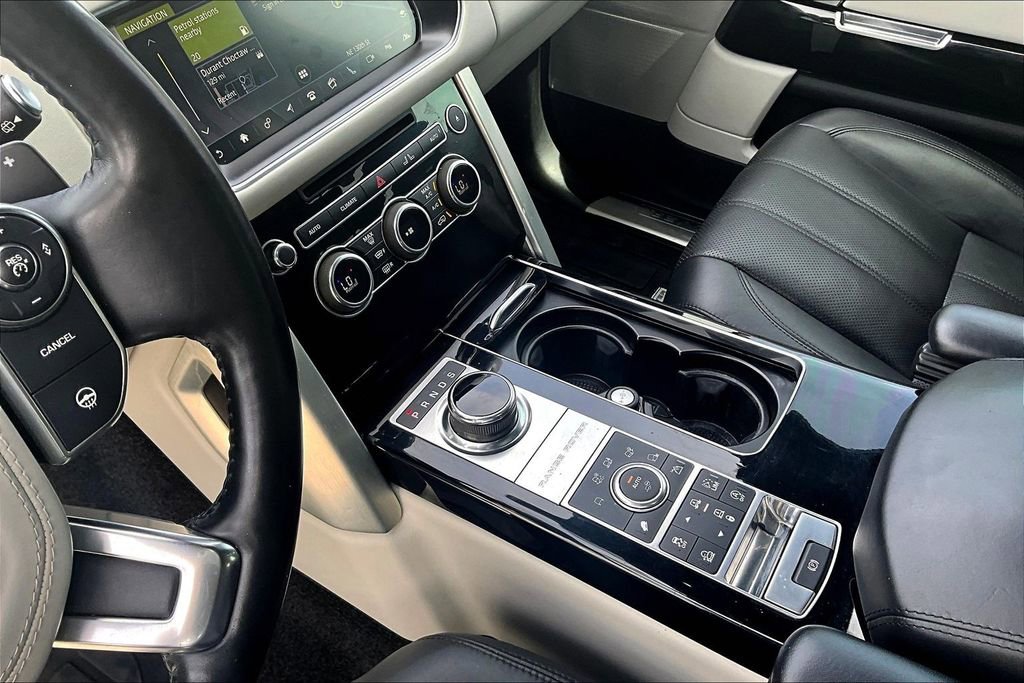 Used 2017 Land Rover Range Rover Supercharged image 14