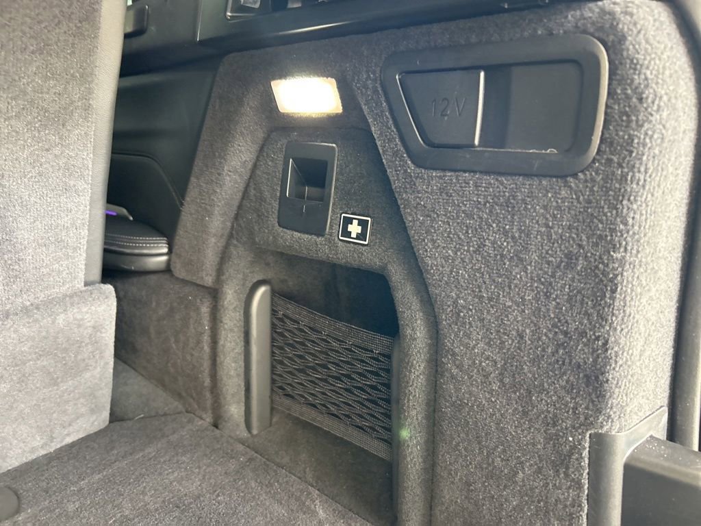 Used 2024 BMW X7 xDrive40i w/ M Sport Package image 50