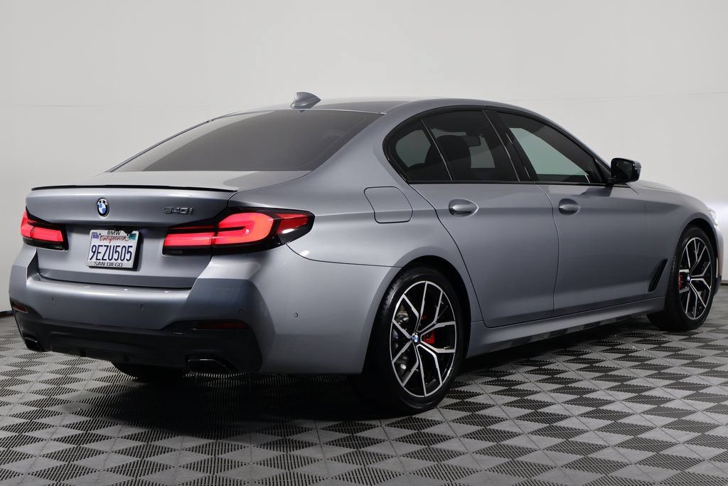 Certified 2023 BMW 540i w/ M Sport Package RWD image 4