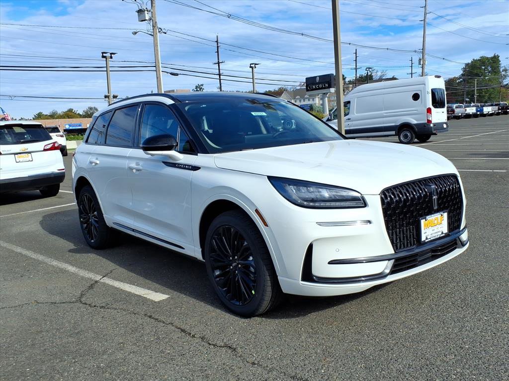 New 2026 Lincoln Corsair Premiere image 1