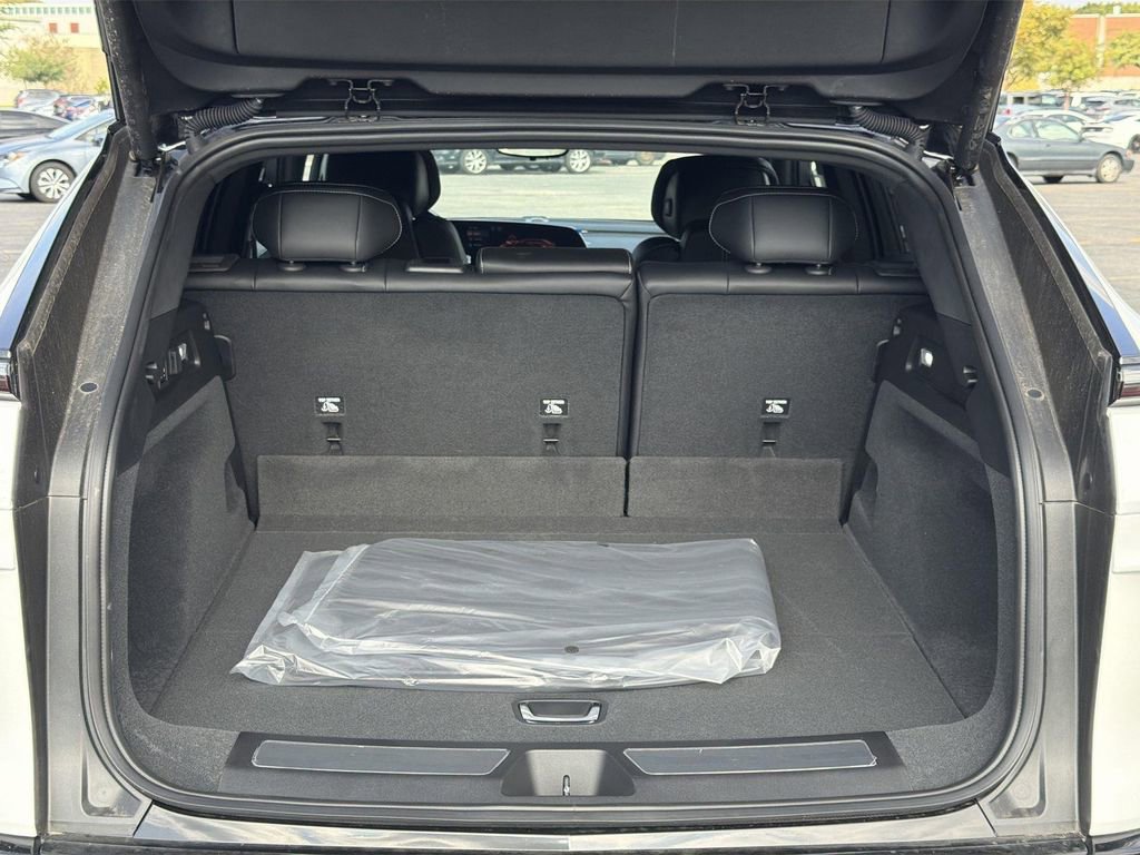 New 2025 Cadillac Lyriq Sport image 29