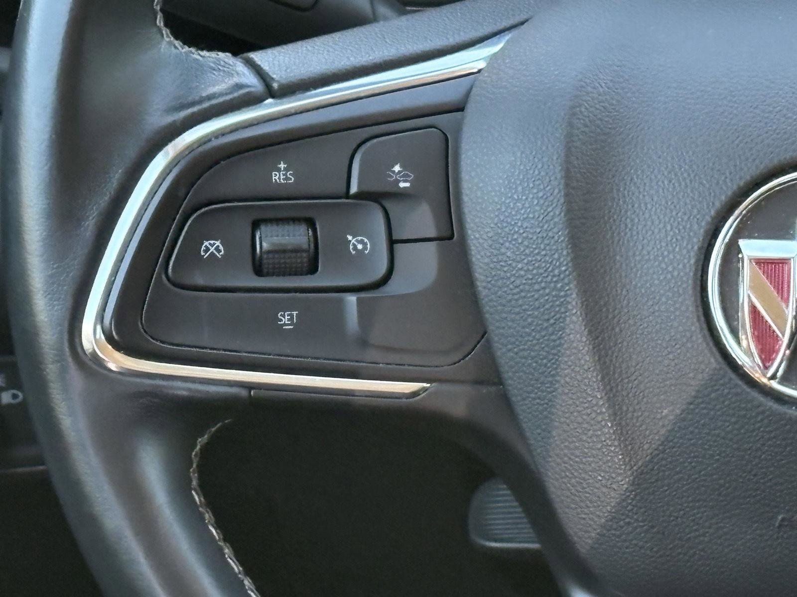 Used 2023 Buick Encore GX Select w/ Sport Touring Package FWD image 9
