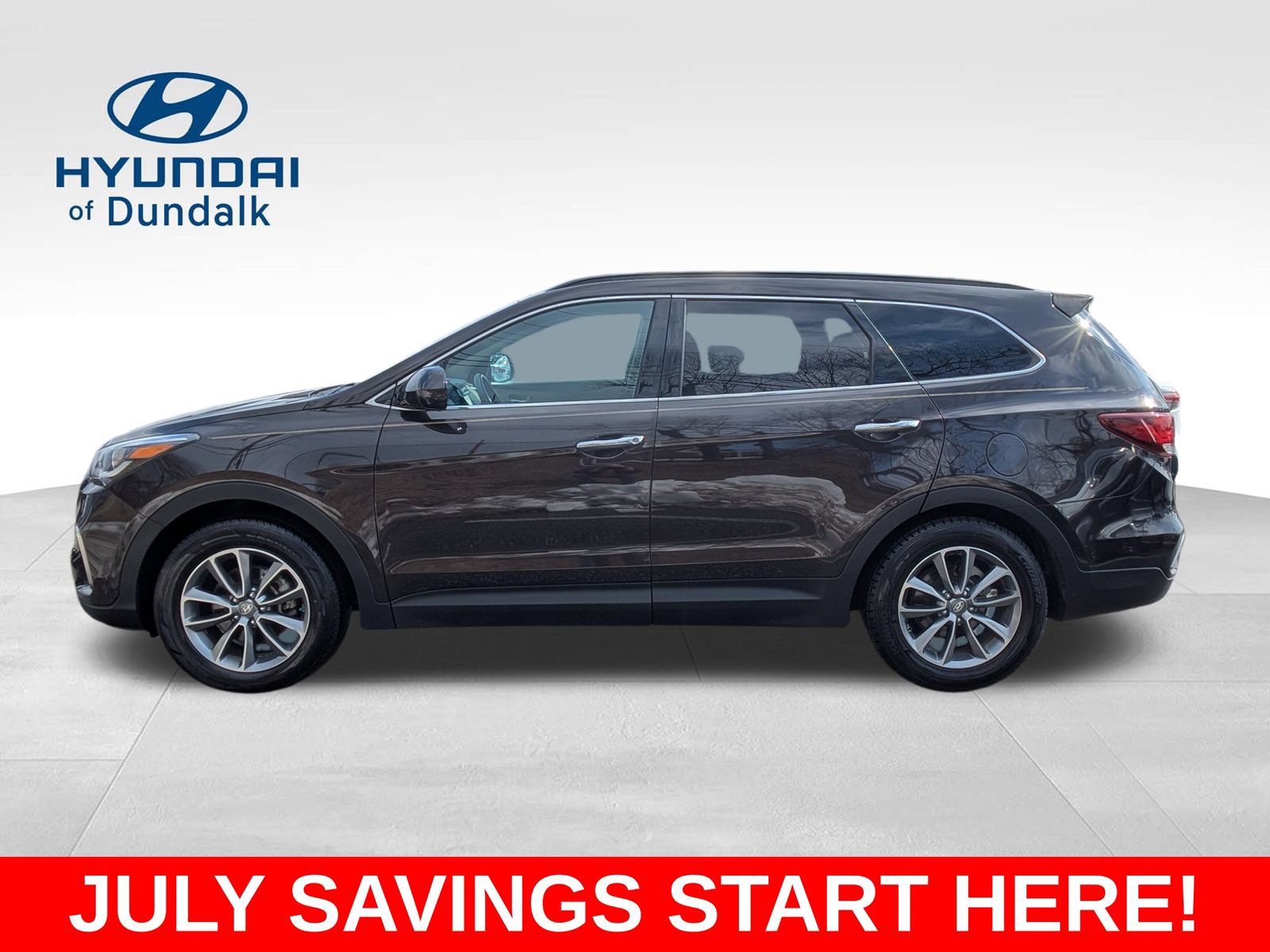 Used 2019 Hyundai Santa Fe XL SE FWD image 2