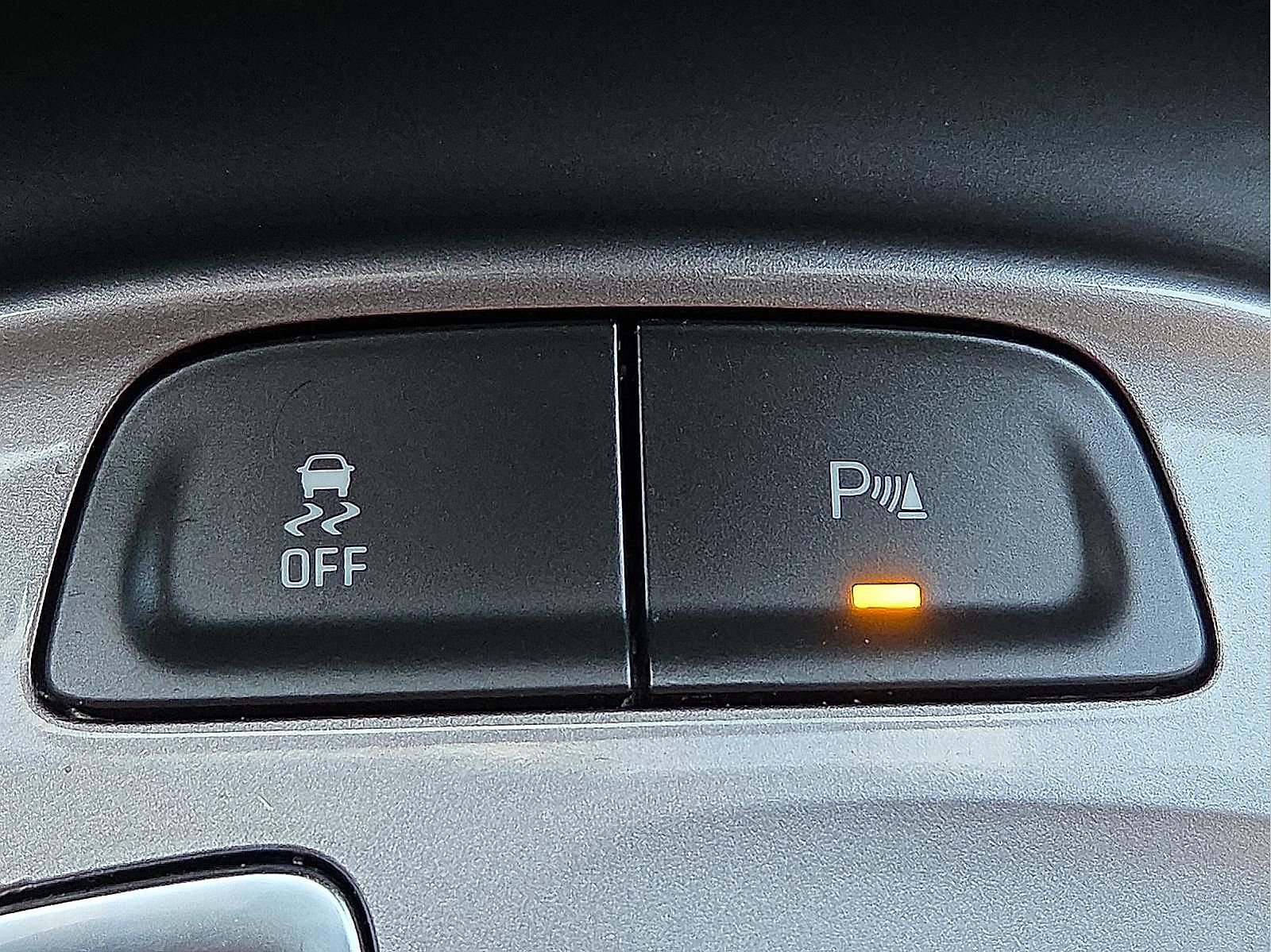 Used 2024 Chevrolet Malibu RS image 18