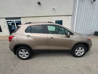 Used 2018 Chevrolet Trax LS AWD/4WD image 1