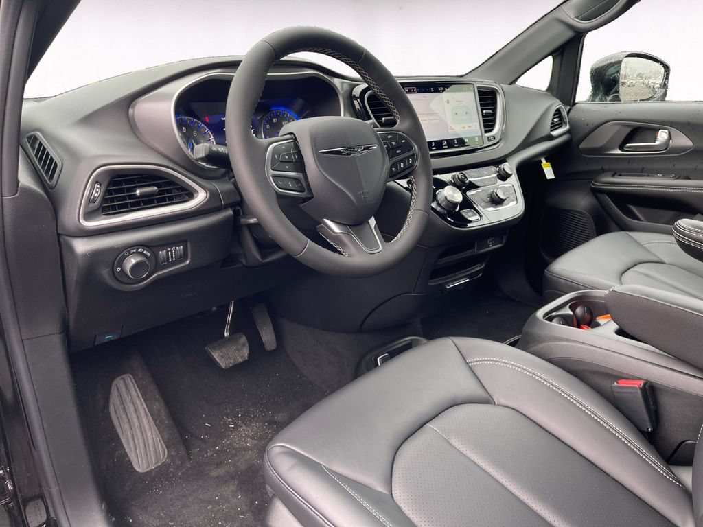 New 2026 Chrysler Voyager LX FWD image 10