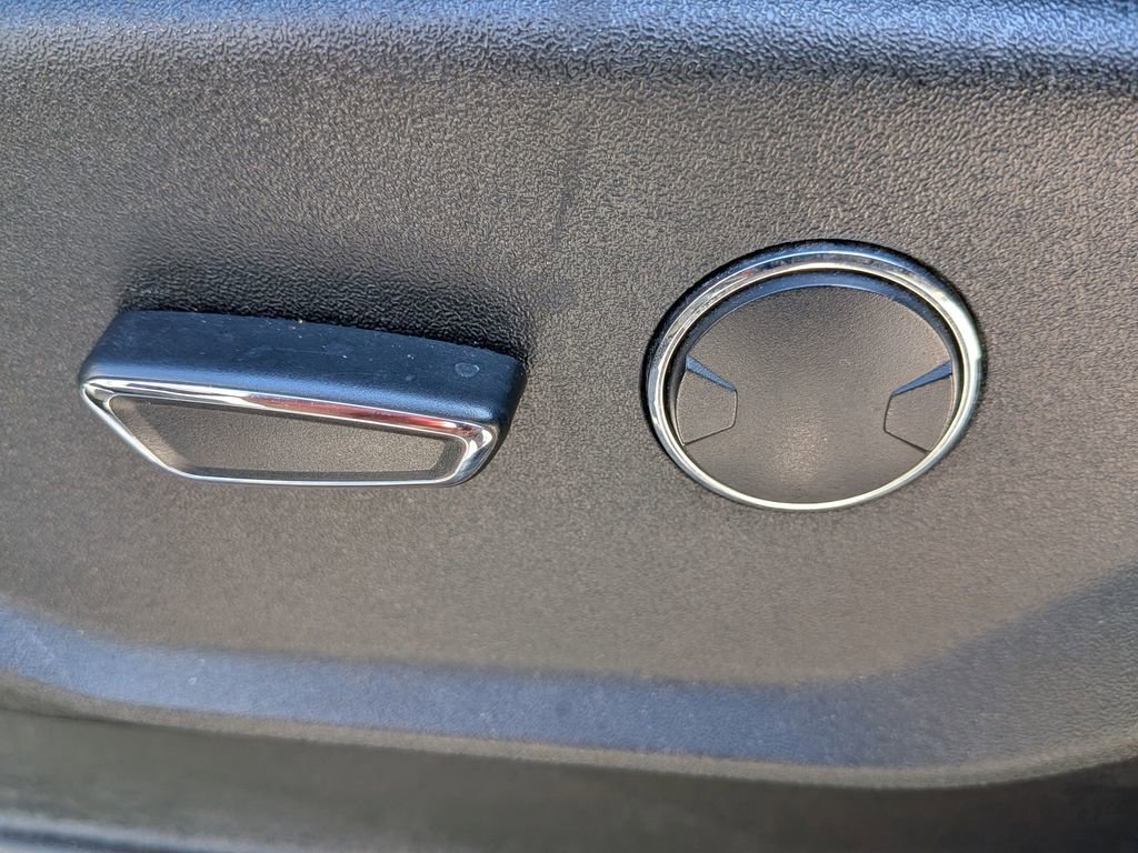 Used 2017 Ford F150 XLT w/ Equipment Group 301A Mid image 19