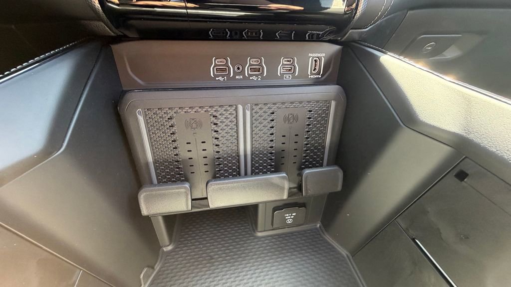 New 2026 RAM 2500 Limited AWD/4WD image 57