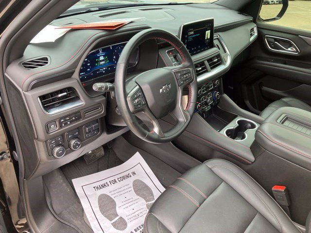 Used 2024 Chevrolet Suburban RST w/ Luxury Package AWD/4WD image 15