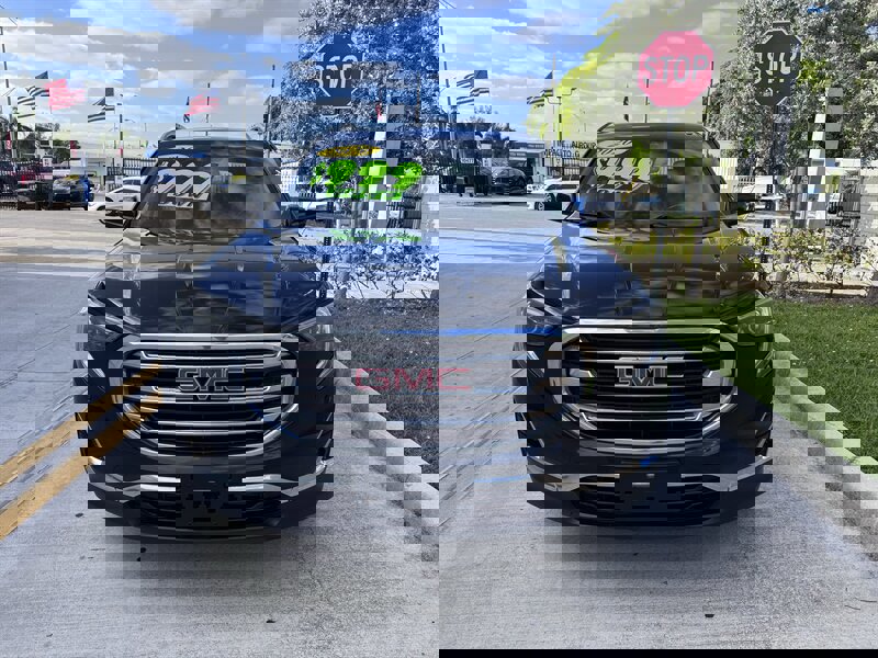 Used 2020 GMC Terrain SLT w/ Preferred Package AWD/4WD image 2