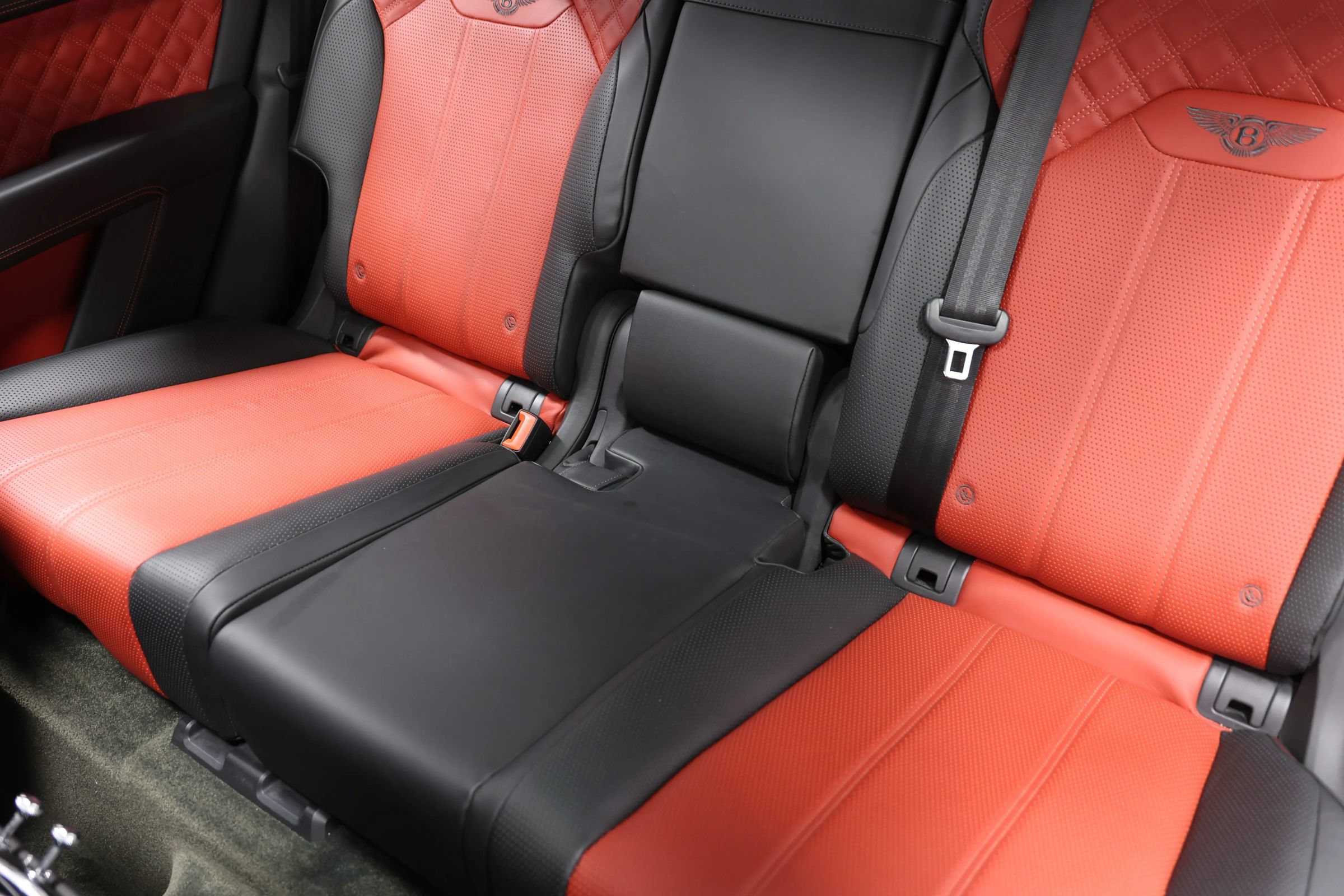 Used 2022 Bentley Bentayga AWD/4WD image 67
