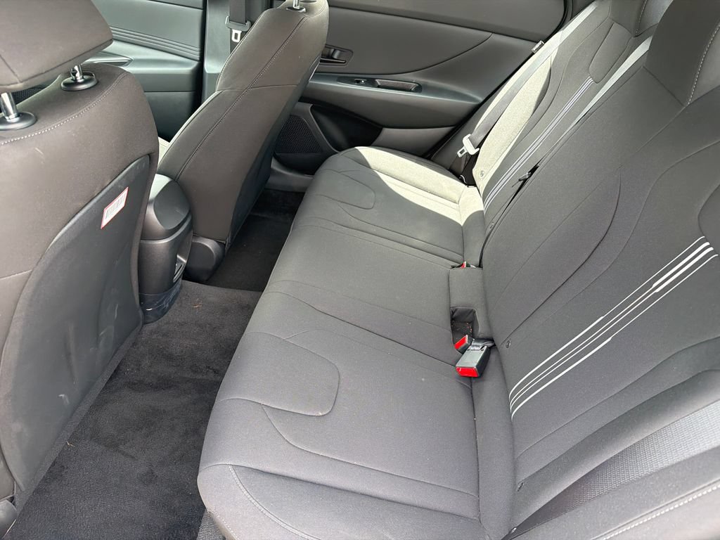 Certified 2025 Hyundai Elantra Sport FWD image 20