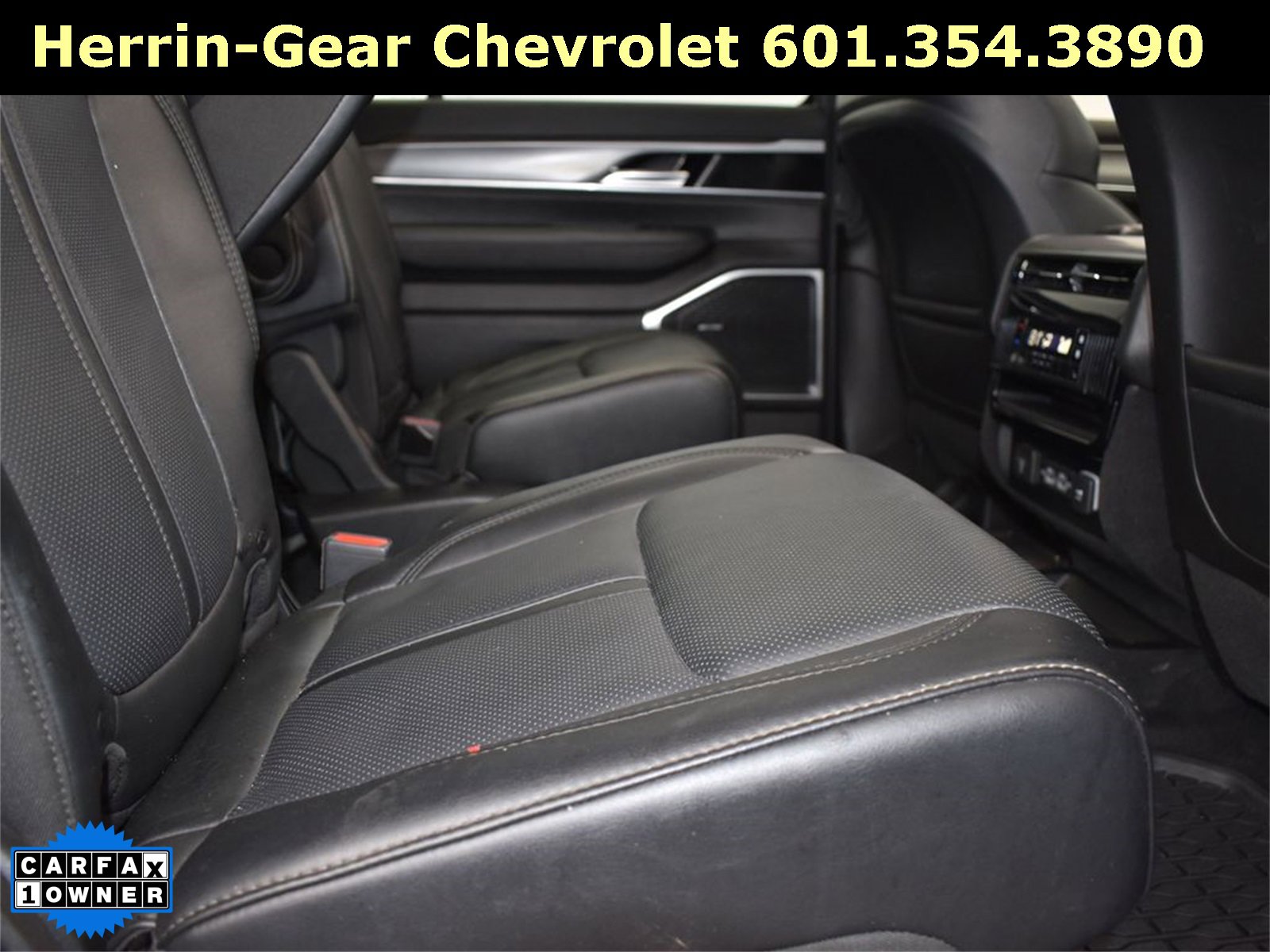 Used 2024 Jeep Wagoneer L Series II image 22