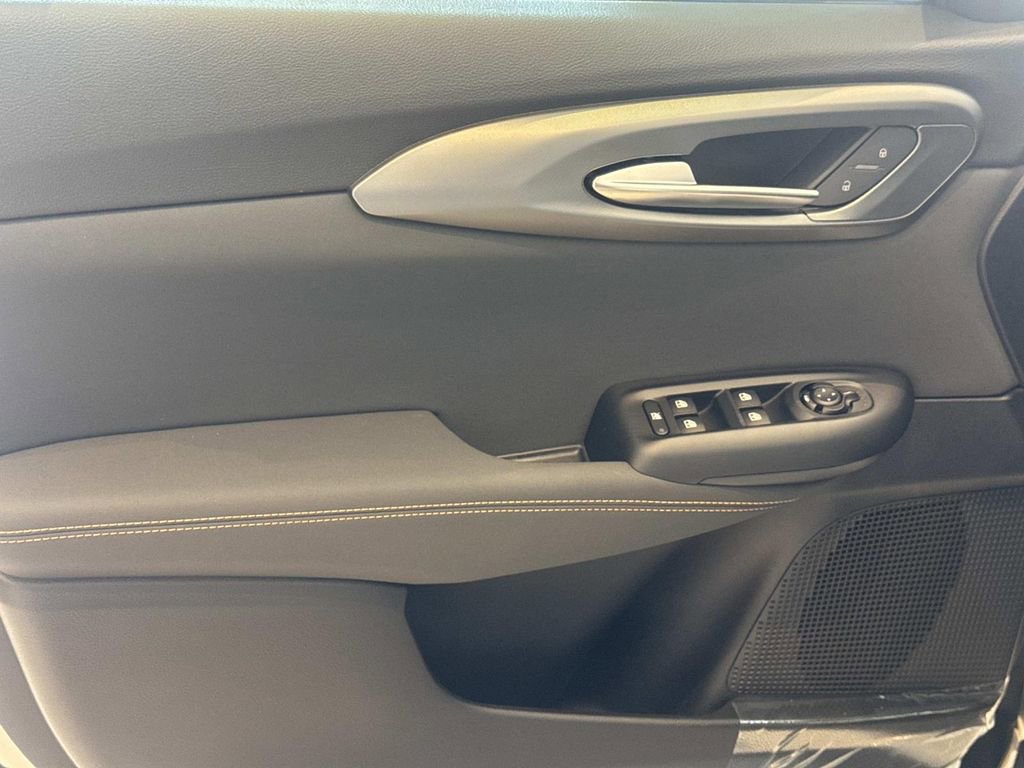 New 2026 Alfa Romeo Tonale w/ Black Premium Package image 19