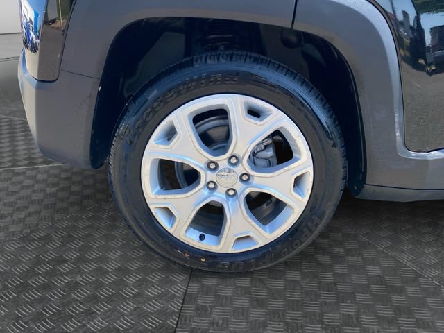 Used 2016 Jeep Renegade Limited w/ Safety & Security Group FWD image 33