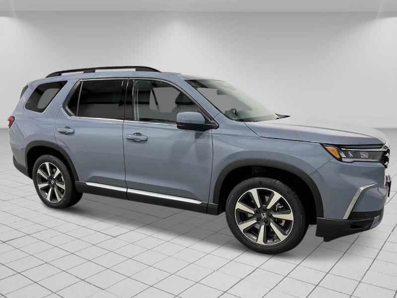 New 2025 Honda Pilot Touring image 9