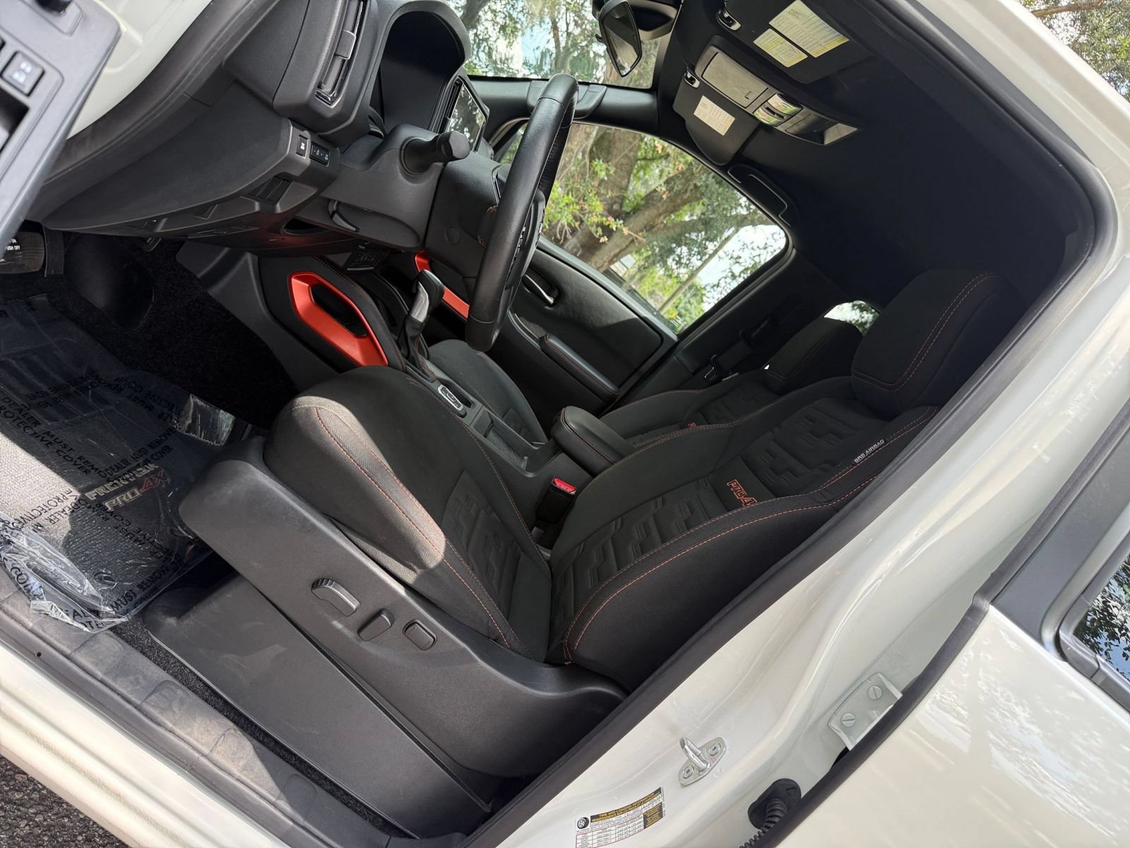 Used 2026 Nissan Frontier PRO-4X AWD/4WD image 22