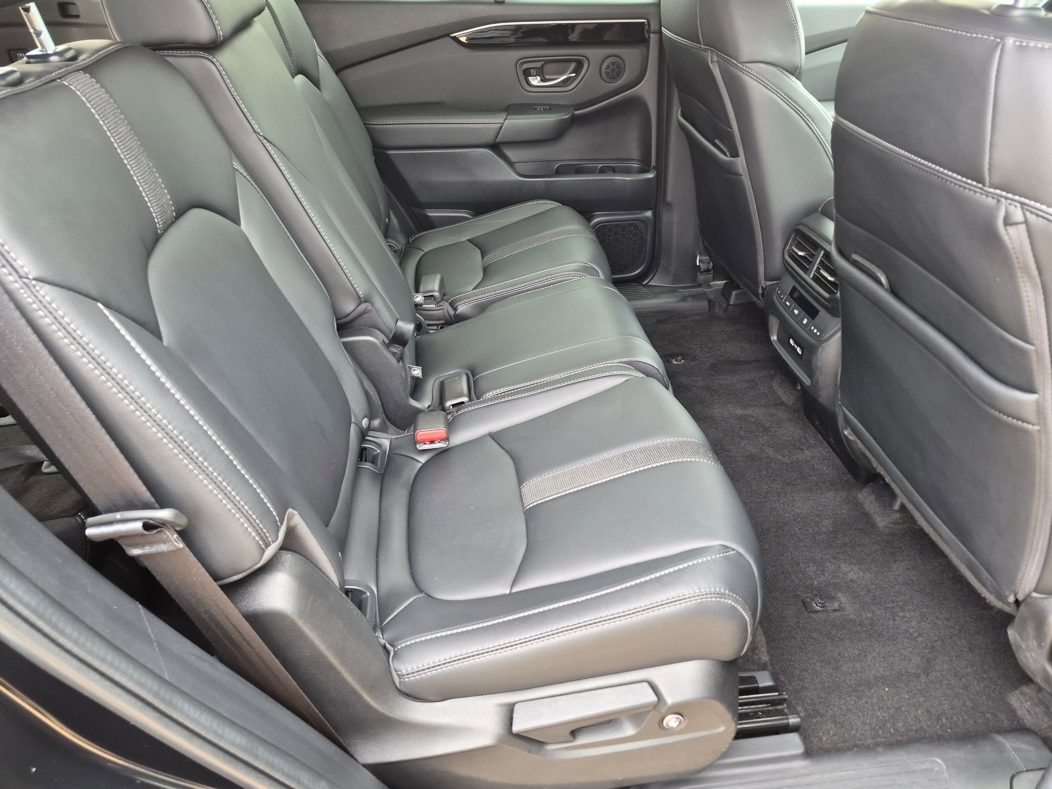 Certified 2023 Honda Pilot Touring image 30