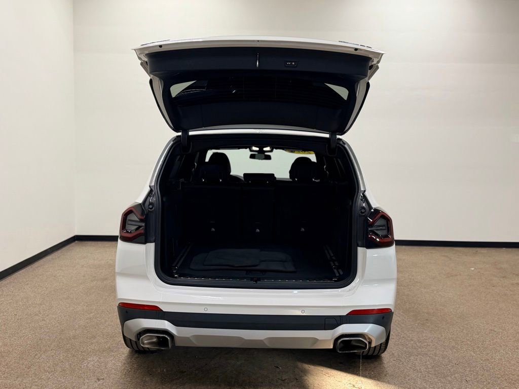 Used 2022 BMW X3 xDrive30i w/ Premium Package image 5