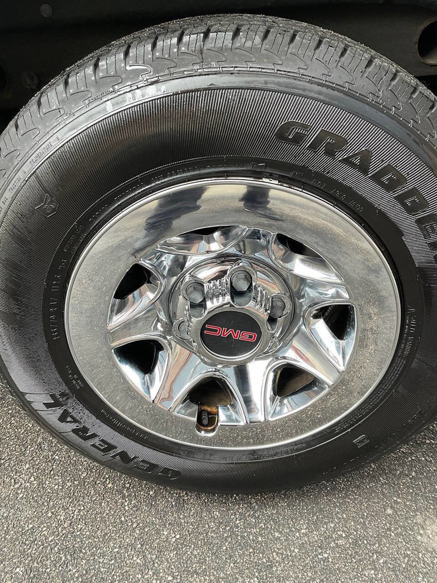 Used 2017 GMC Sierra 1500 2WD Regular Cab image 5