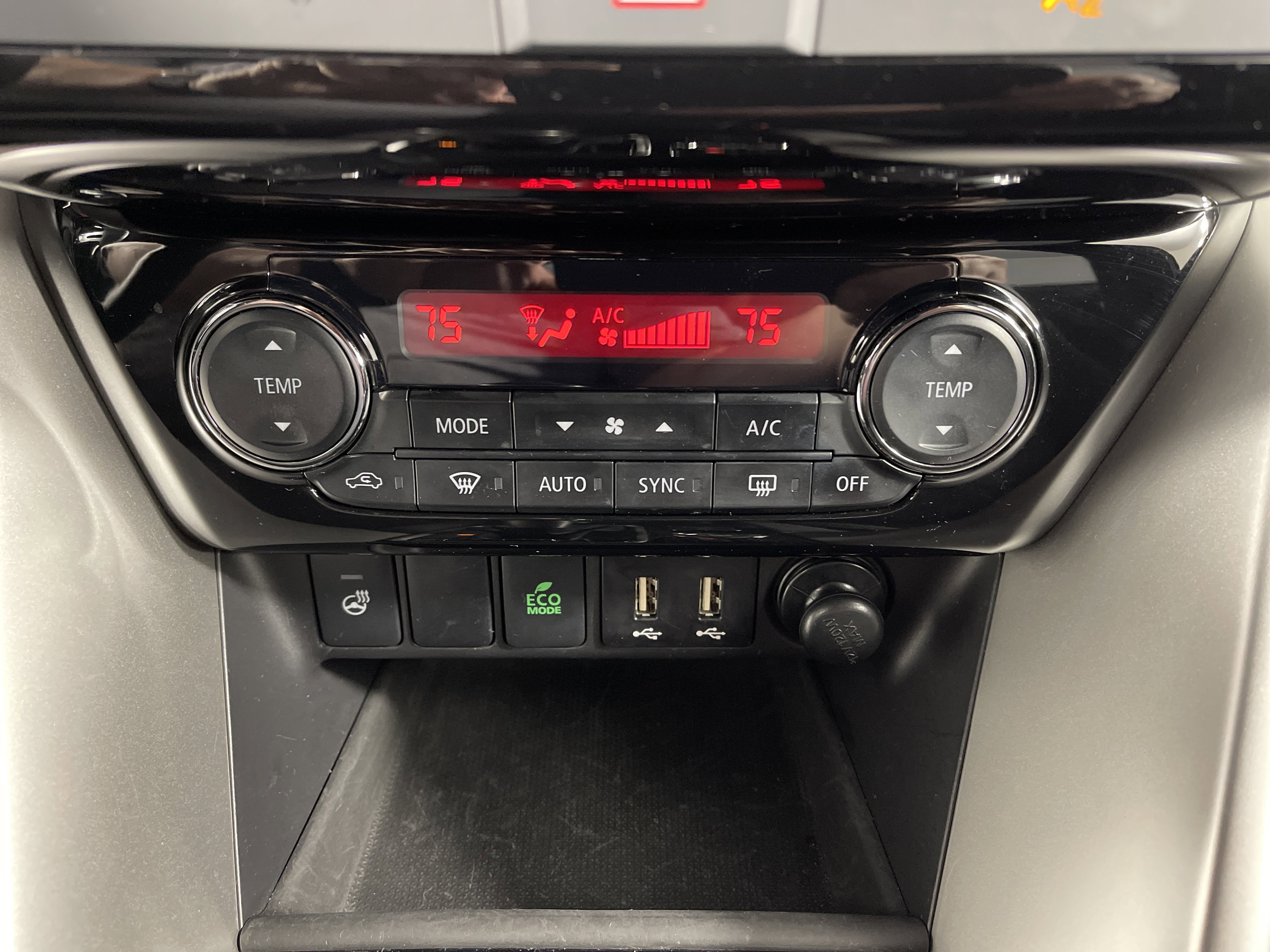 Used 2024 Mitsubishi Eclipse Cross SEL image 23