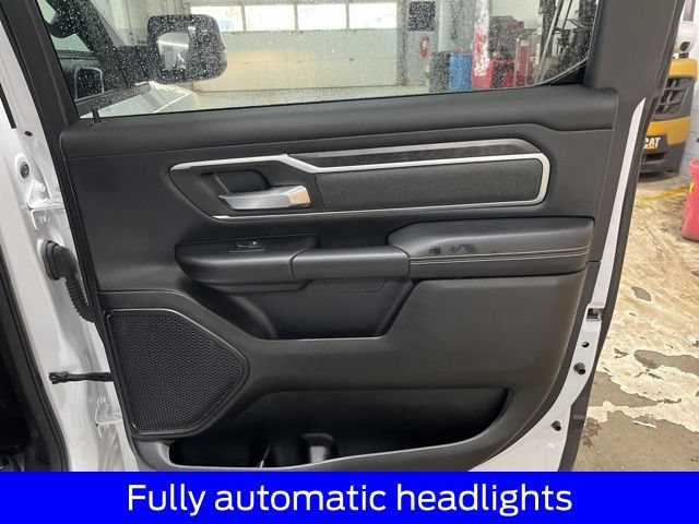 Used 2023 RAM 1500 Big Horn AWD/4WD image 30