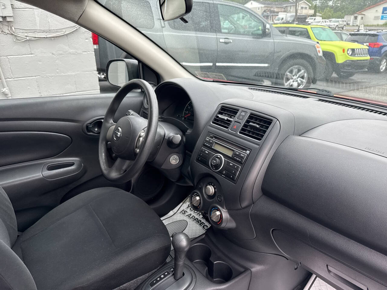 Used 2013 Nissan Versa S Plus FWD image 27