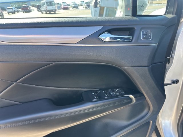 Used 2019 Lincoln MKC Premiere image 30