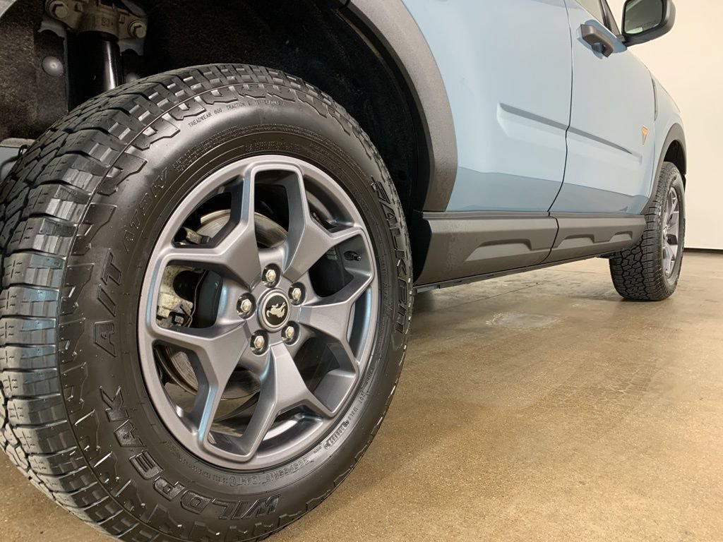 Certified 2023 Ford Bronco Sport Badlands AWD/4WD image 9