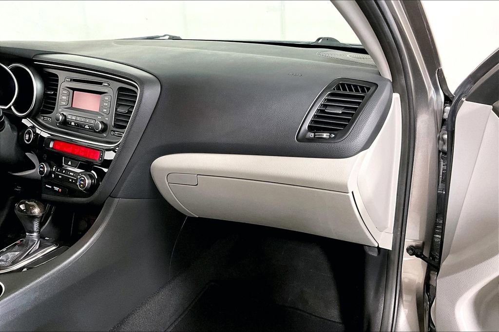 Used 2015 Kia Optima EX w/ Paint Protection Film Package image 14