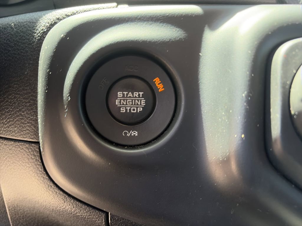 Used 2021 Jeep Gladiator Mojave w/ Trailer Tow Package AWD/4WD image 29