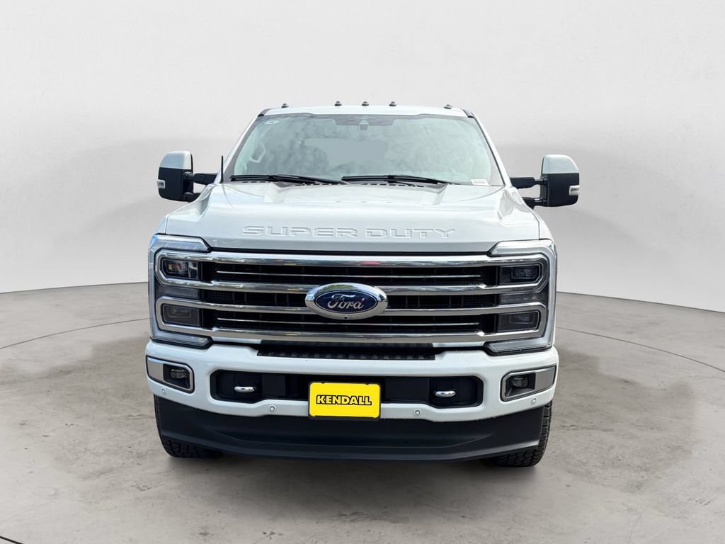 Used 2023 Ford F350 Limited AWD/4WD image 2