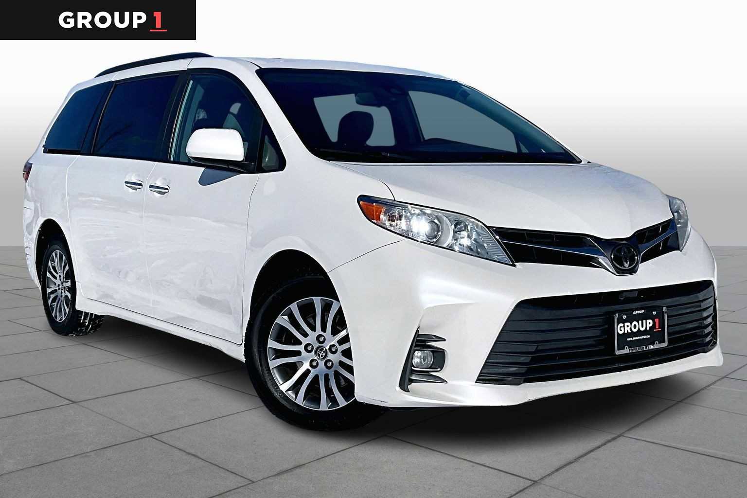 Certified 2020 Toyota Sienna XLE w/ XLE Navigation Package image 2