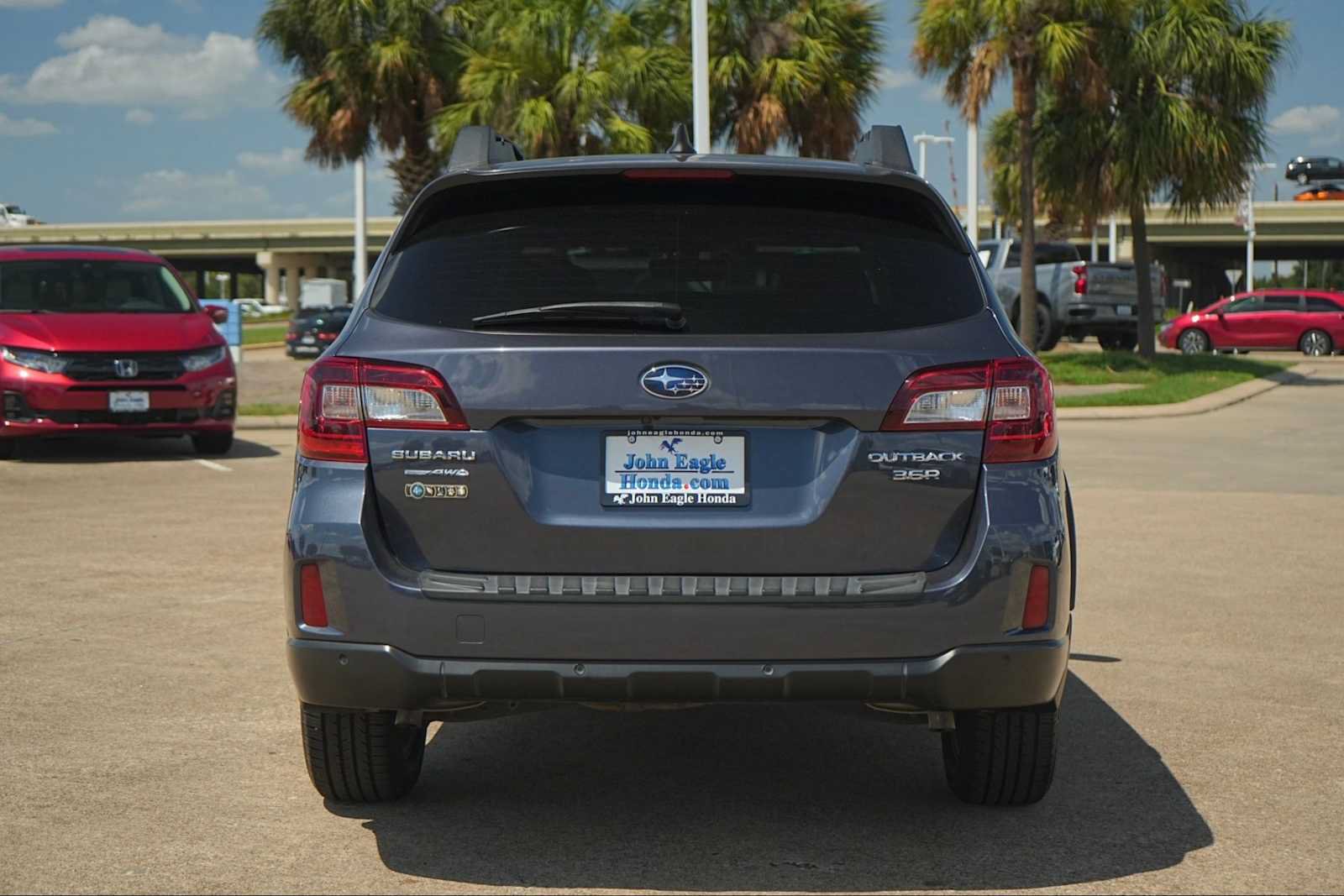 Used 2017 Subaru Outback 3.6R Limited AWD/4WD image 5
