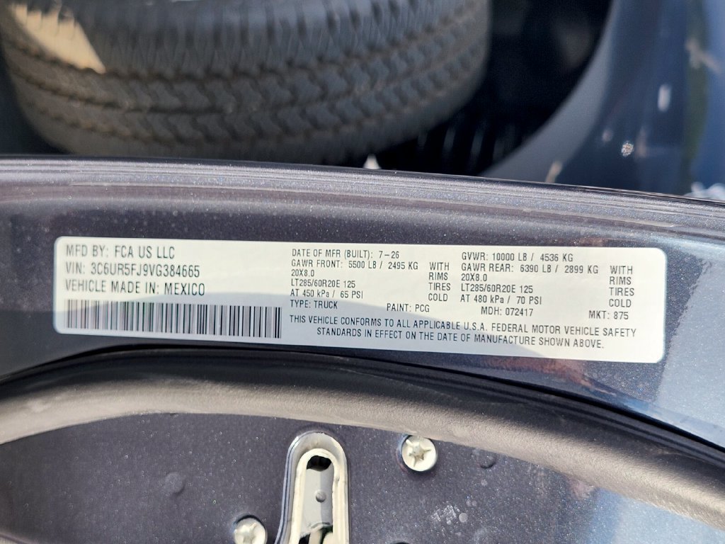 New 2027 RAM 2500 Laramie AWD/4WD image 34