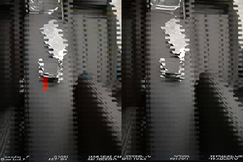 Used 2020 BMW 330i Sedan w/ Convenience Package image 36