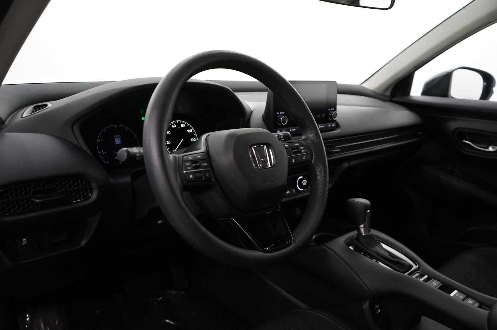 Used 2024 Honda HR-V LX image 17