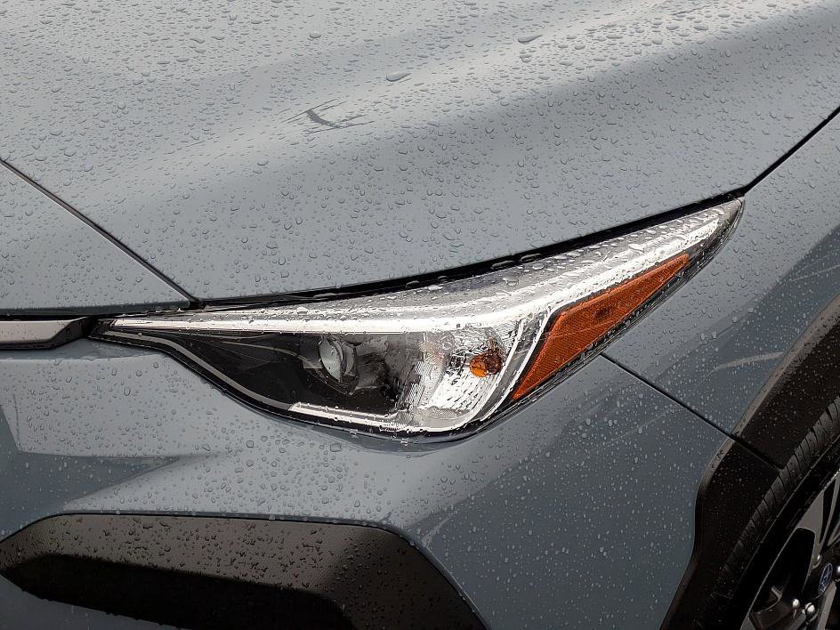 Used 2024 Subaru Crosstrek 2.0i Premium image 10