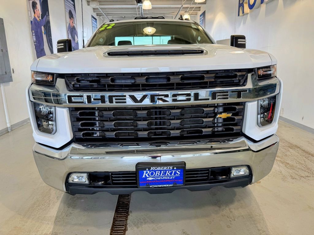 Used 2022 Chevrolet Silverado 3500 LT w/ Convenience Package image 8