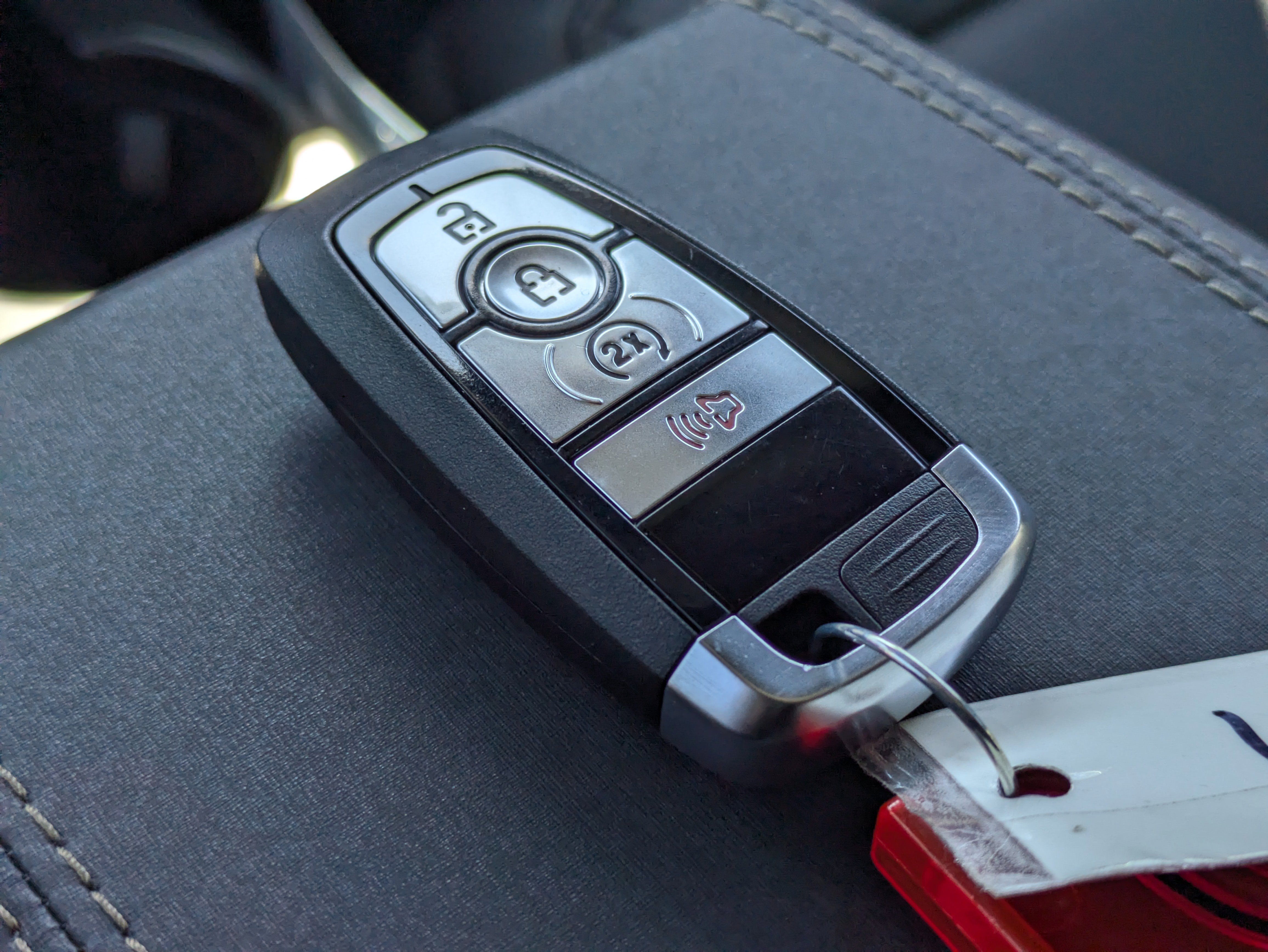 New 2025 Ford Bronco Badlands image 51