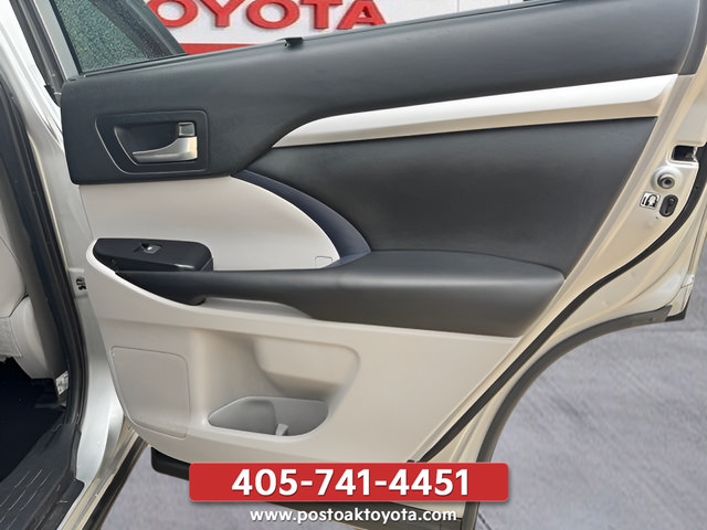 Used 2019 Toyota Highlander XLE w/ Protection Package #3 AWD/4WD image 14