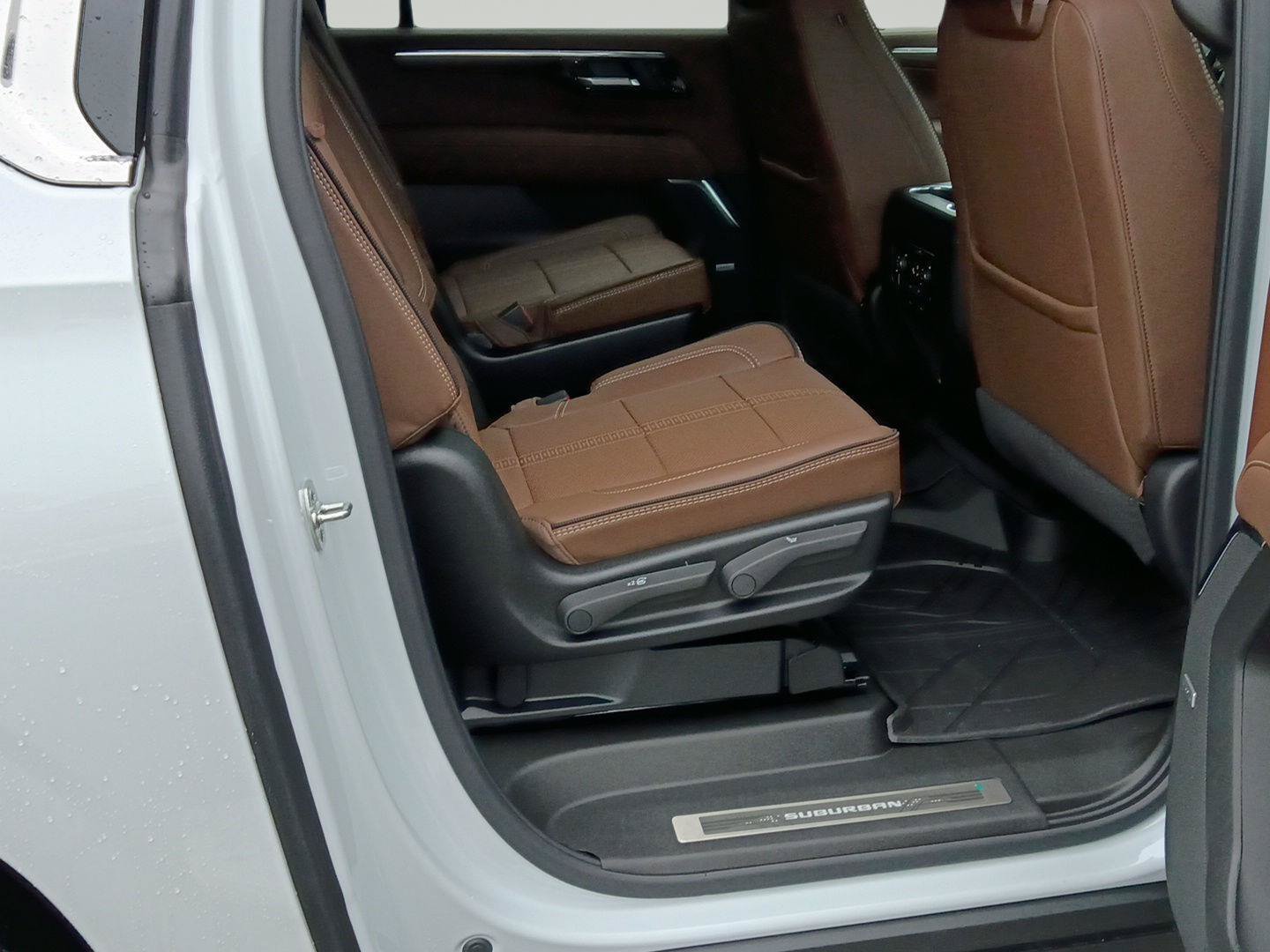 New 2026 Chevrolet Suburban High Country AWD/4WD image 52