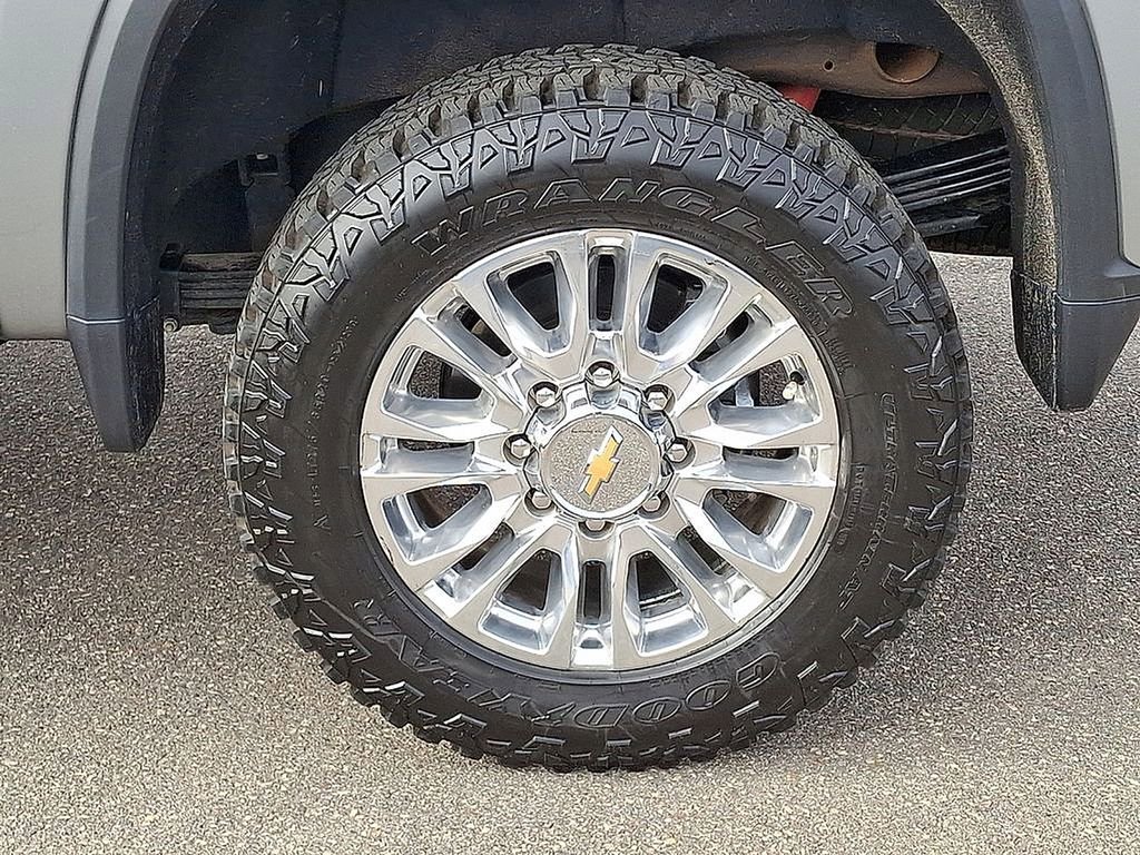 Used 2025 Chevrolet Silverado 2500 High Country w/ High Country Premium Package image 28