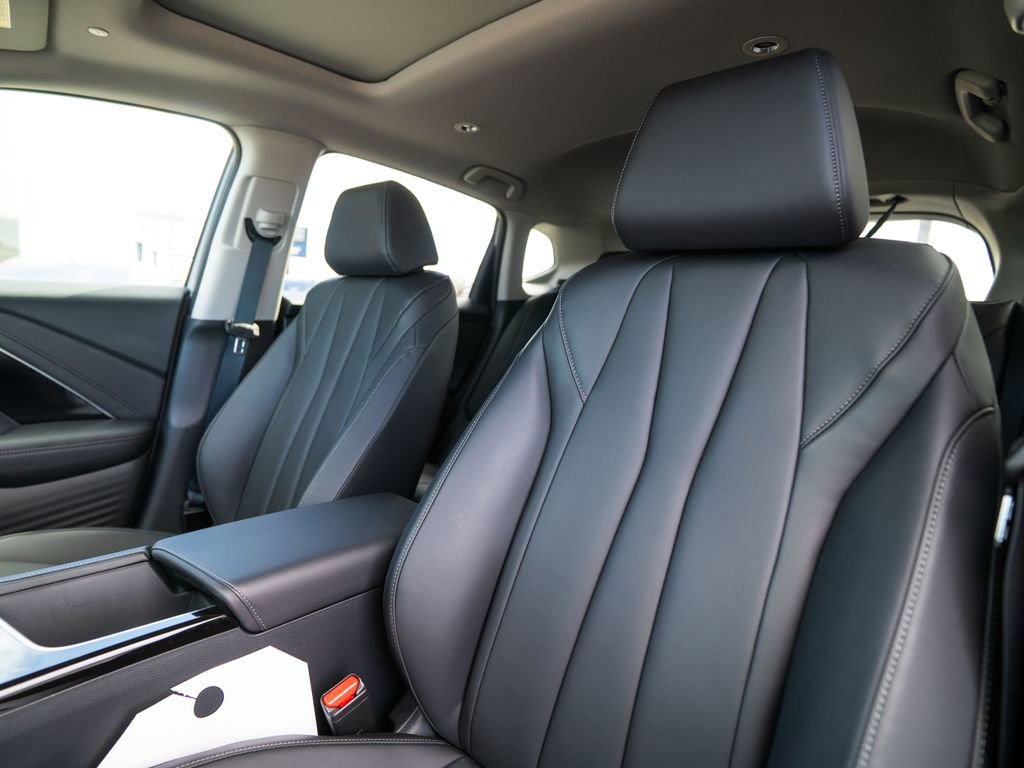 Certified 2025 Acura ADX AWD image 8