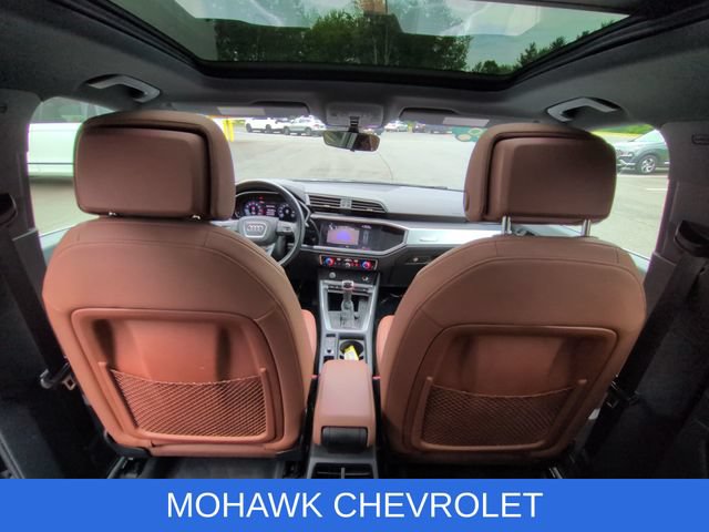 Used 2020 Audi Q3 2.0T Premium w/ Convenience Package AWD/4WD image 20